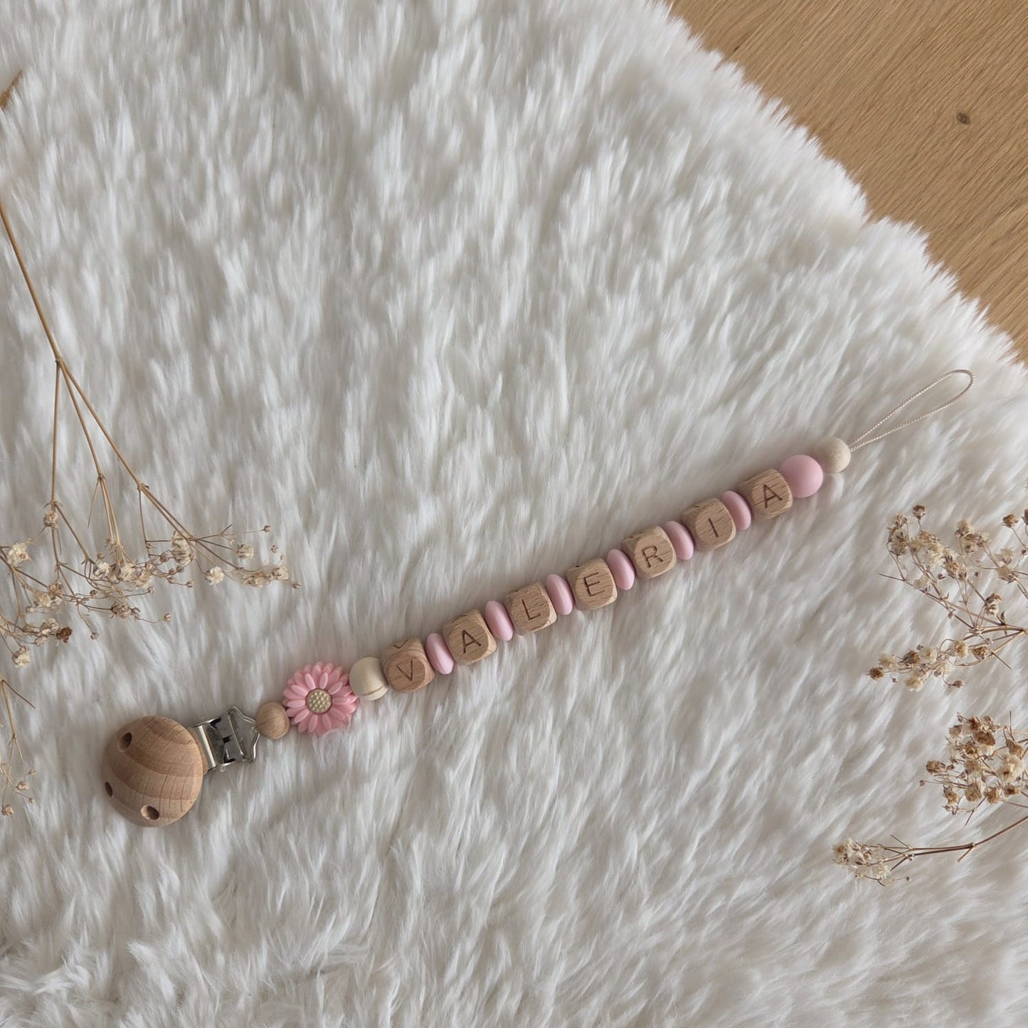 Nuggikette zartes Rosa - Blumenmotiv