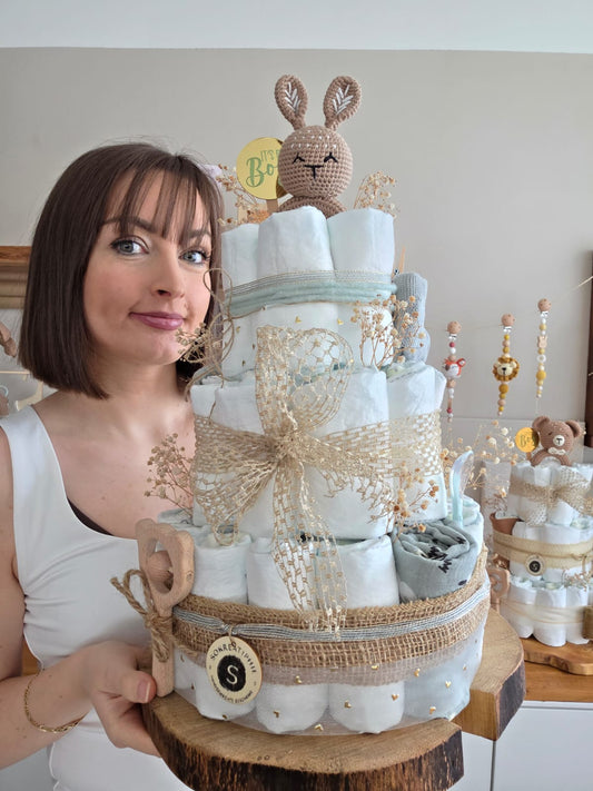 Windeltorte "Wood Love" - unpersonalisiert auf einer Baumscheibe